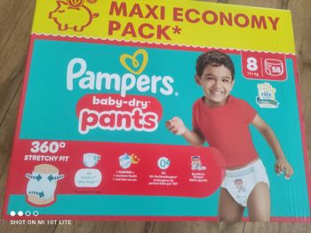 Couches Pampers pant