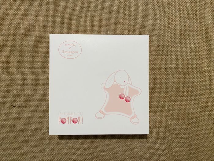 Doudou lapin pompon Corail DC2741 Doudou & Compagnie - Article Neuf - photo numéro 3