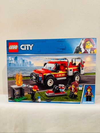 Lego city Le camion du chef des pompiers + 5 ans 60231