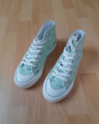 Baskets toiles montantes