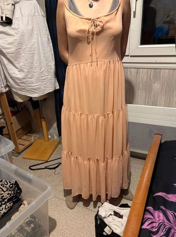 Magnifique  robe  pimkie noter  xs  mais  taille  40