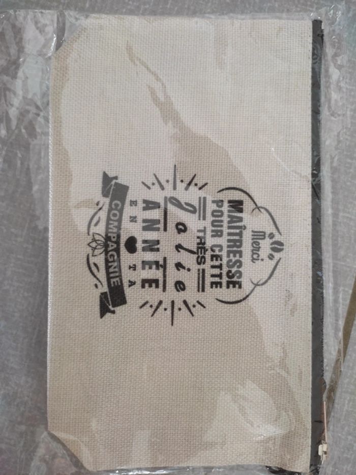 Pochette Merci maîtresse Neuve