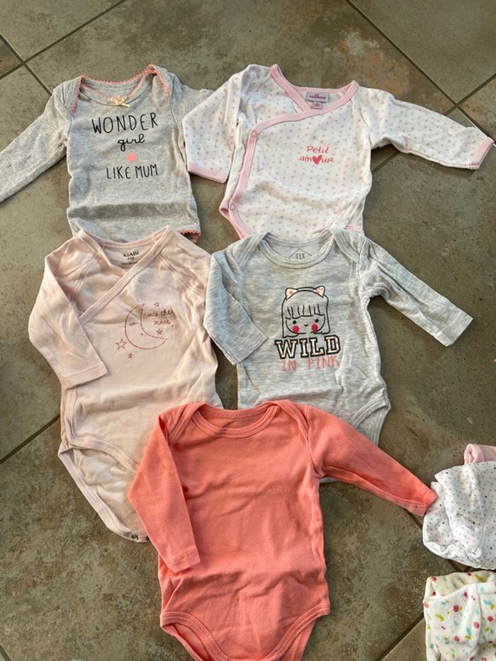 Lot vêtements 3 mois - photo numéro 3