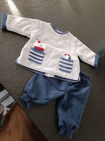 Ensemble deux pièces