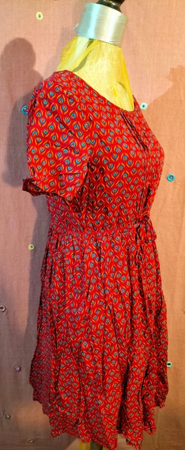 Robe taille 38/40 - photo numéro 2