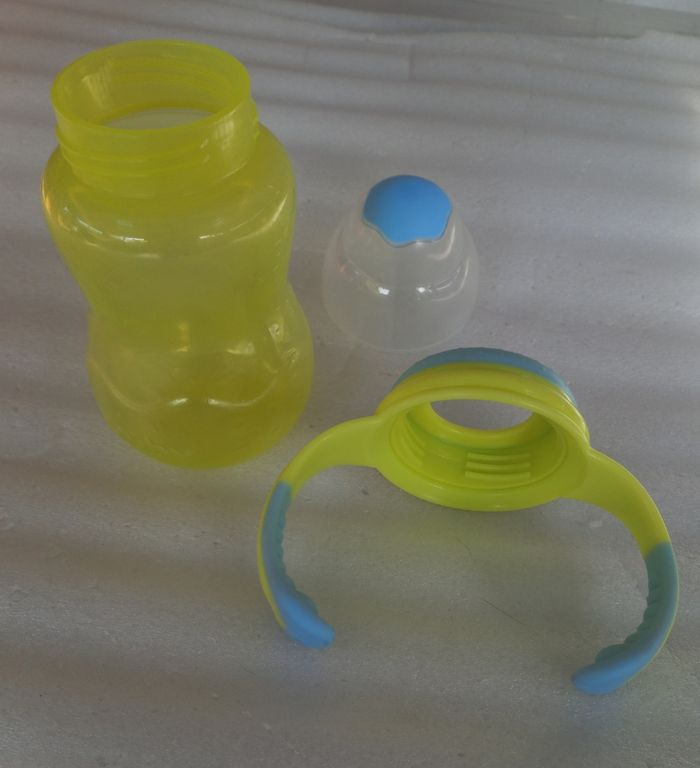 Petit biberon à anses - photo numéro 2