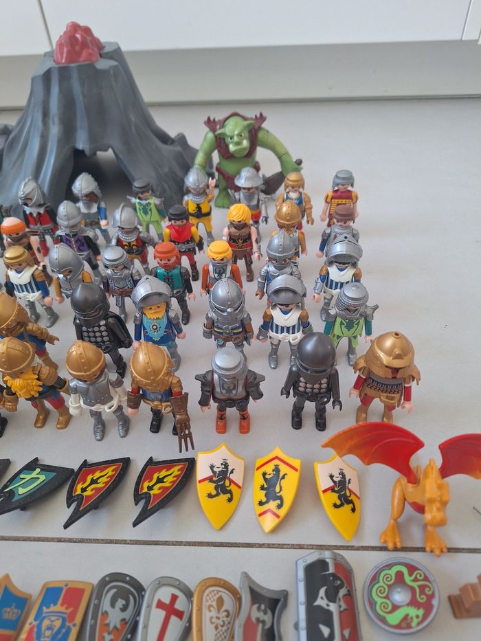 Gros lot playmobi 42l chevaliers guerriers - photo numéro 6