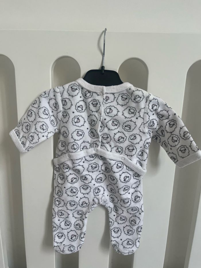 Pyjama naissance blanc 50 cm vertbaudet  motif moutons - photo numéro 2