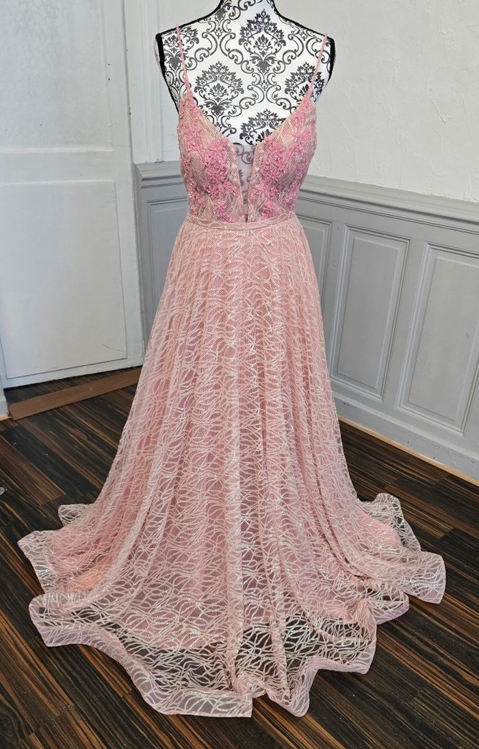Robe de soirée rose clair pailleté taille 36