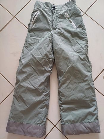 Superbe pantalon de ski 8 ans