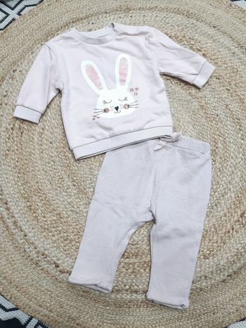 Tenue pull lapin et pantalon jogging 12 mois