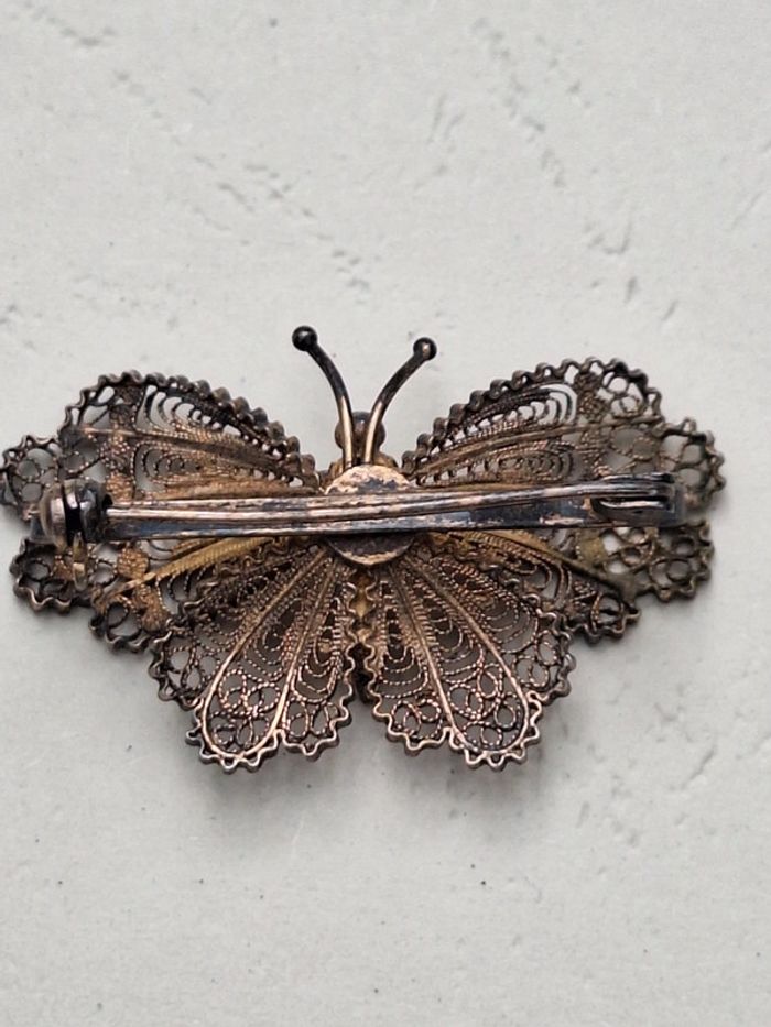 Broche en argent filigrané en forme de papillon - photo numéro 4