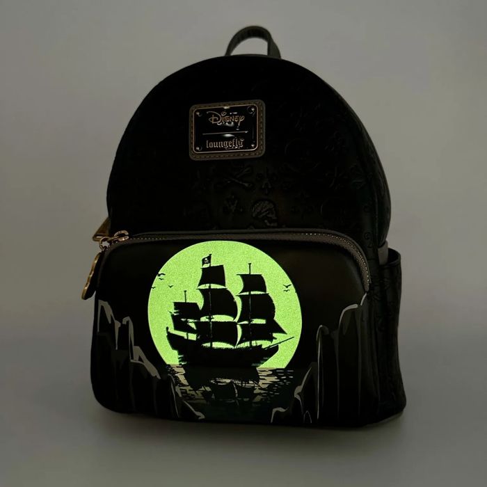 The Black Pearl Pirates Of The Caribbean Disney Loungefly Mini Backpack - photo numéro 2