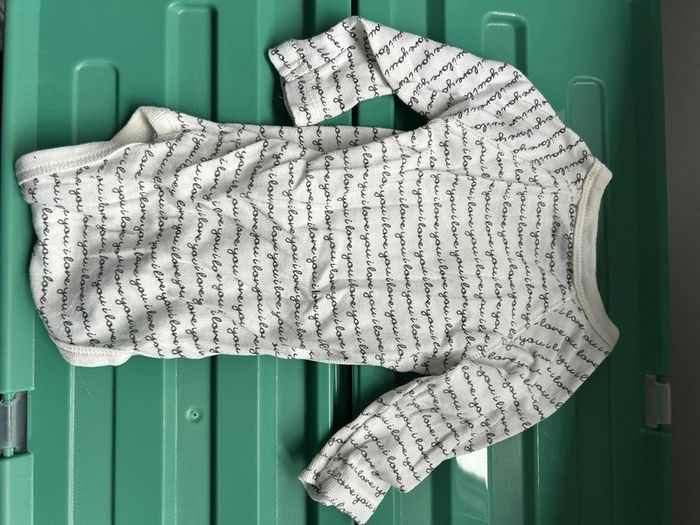 Lot de 5 bodys manches longues kiabi , 1 mois - photo numéro 18