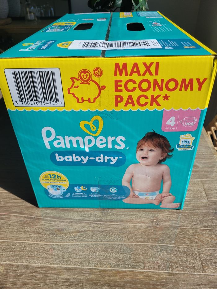 Pampers baby dry taille 4