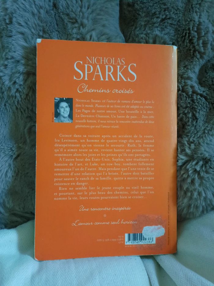 Livre chemins croisés de nicholas sparks - photo numéro 2