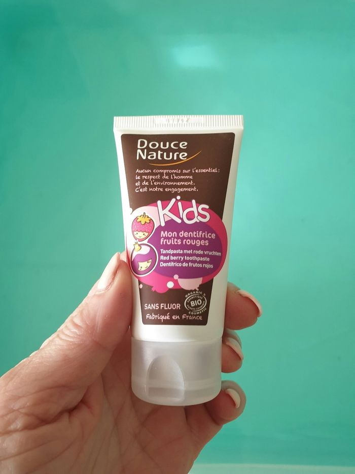 Kids dentifrice fruits rouge