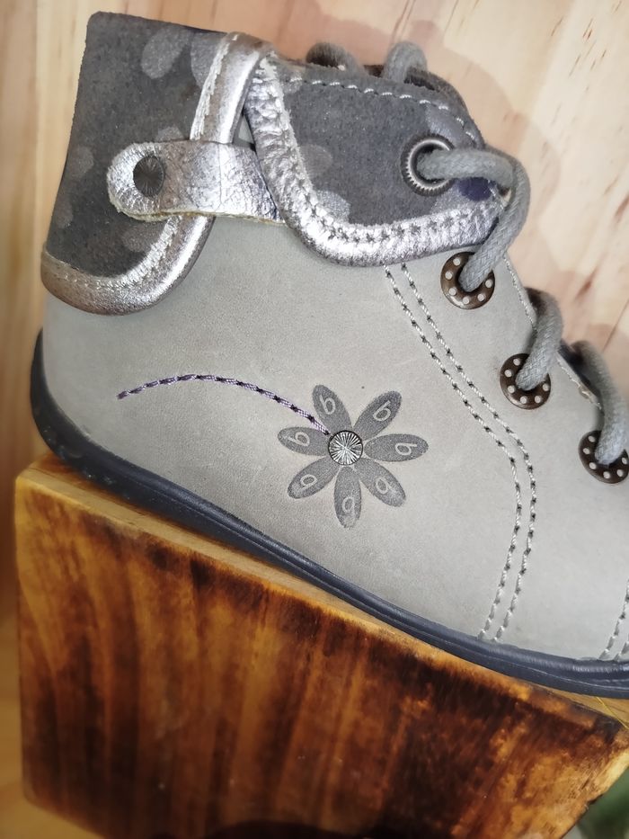 Chaussure bébé fille p.23 - photo numéro 2