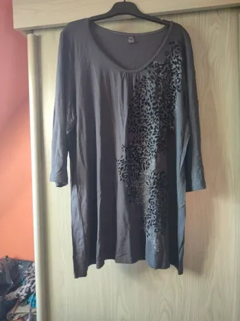 Tunique taille XXL ou 50