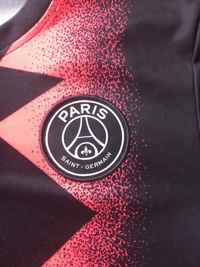Maillot paris saint Germain taille m - photo numéro 3