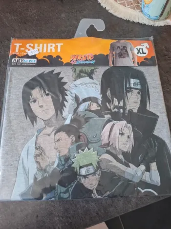 T shirt naruto neuf