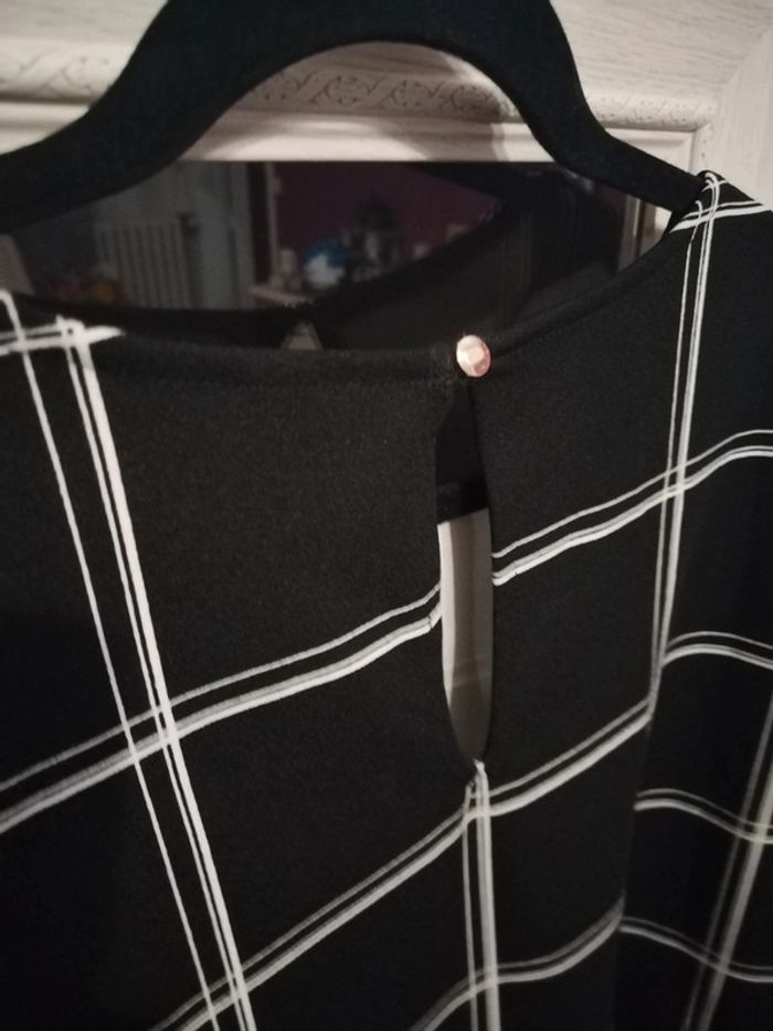 Tee shirt a carreaux - photo numéro 3