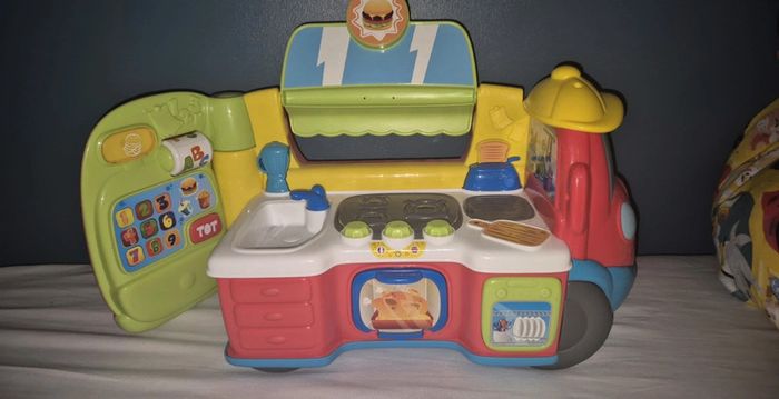 Camion à burger Chicco