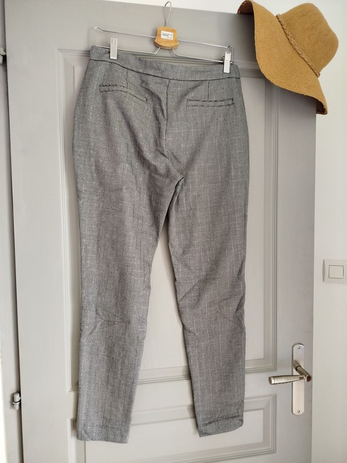 Pantalon Chino gris argenté 40 - photo numéro 2