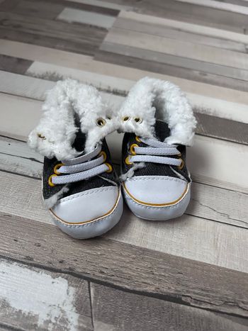 Chaussures montantes bébé 0-1 moi