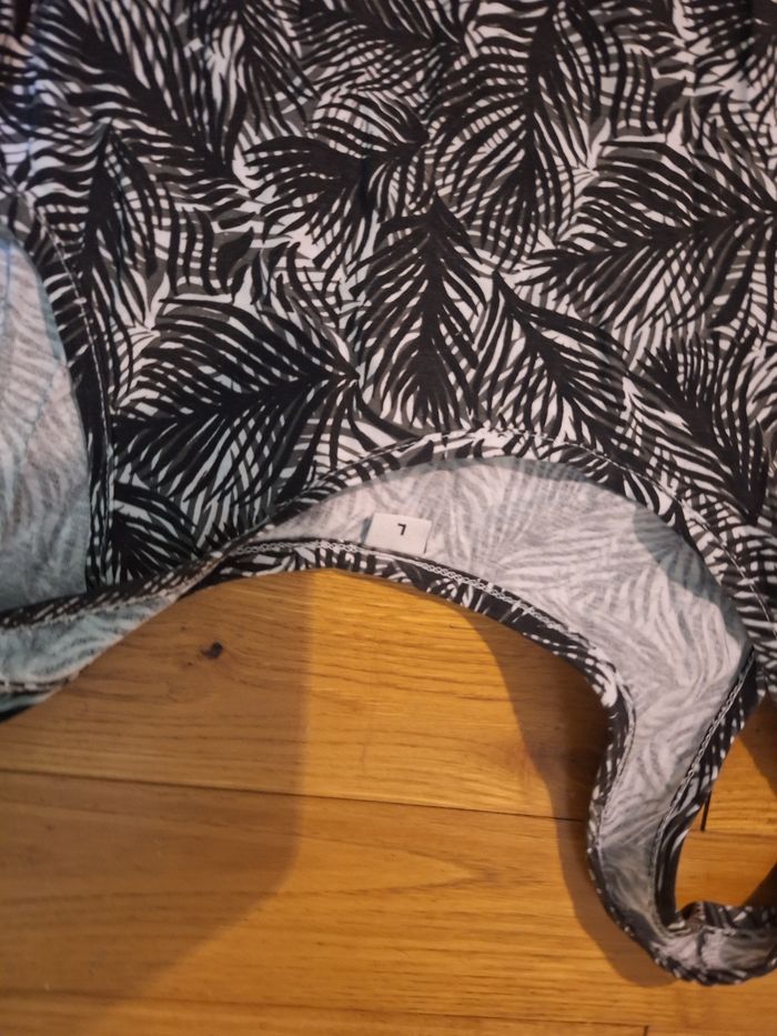 Lot 3 robes été femme taille L et 40 - photo numéro 3