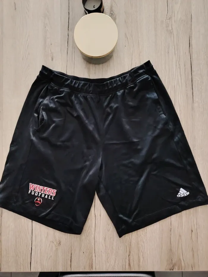 Short nike et Adidas - photo numéro 12