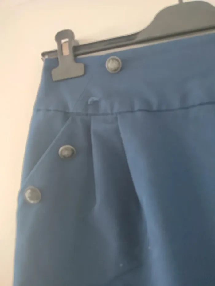 Jupe bleue marine - photo numéro 2