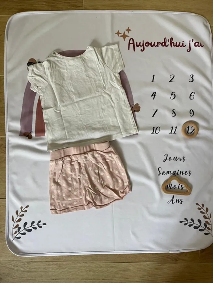 Ensemble bébé fille Disney Baby – Taille 12 mois – T-shirt + Short - photo numéro 3