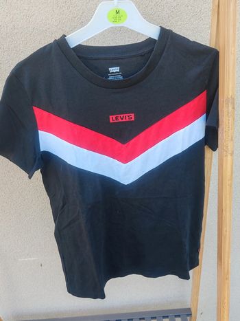 T shirt levis taille XS