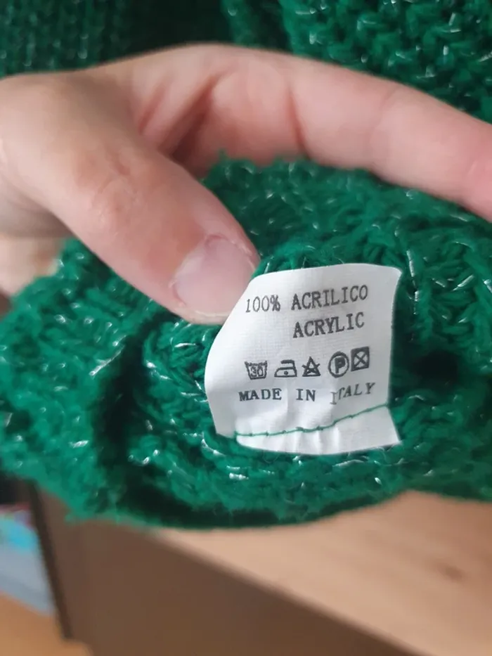 Pull vert - photo numéro 2