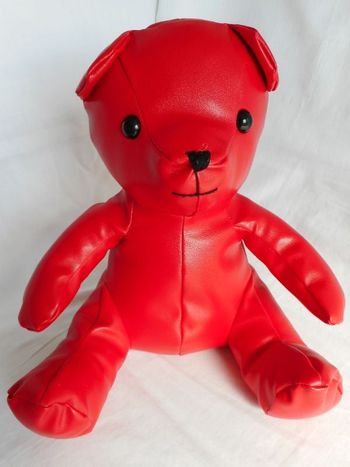 Ours rouge en similicuir - Maisons du Monde