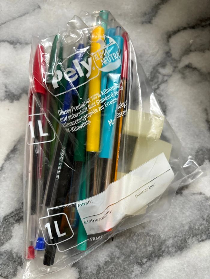 Fournitures scolaires - photo numéro 2