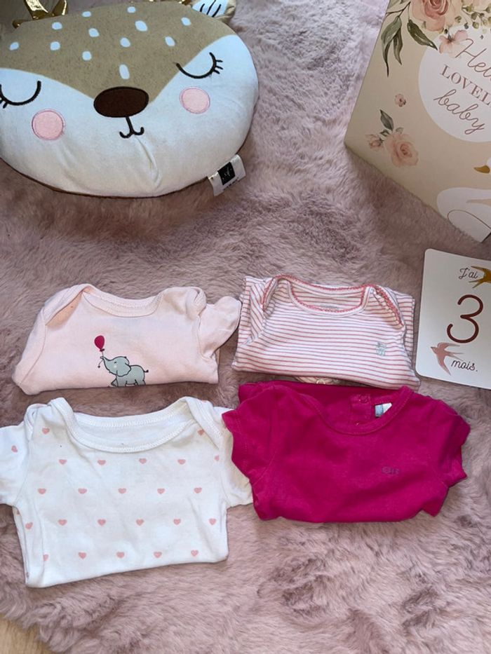 Lot de 4 body MC 3 mois