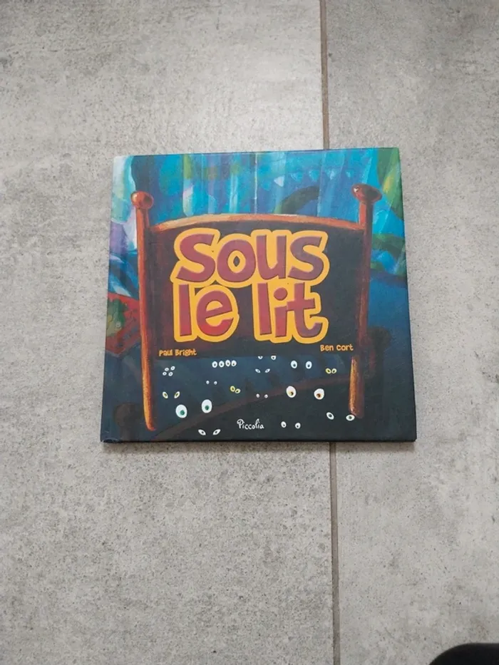 Livre Sous le lit