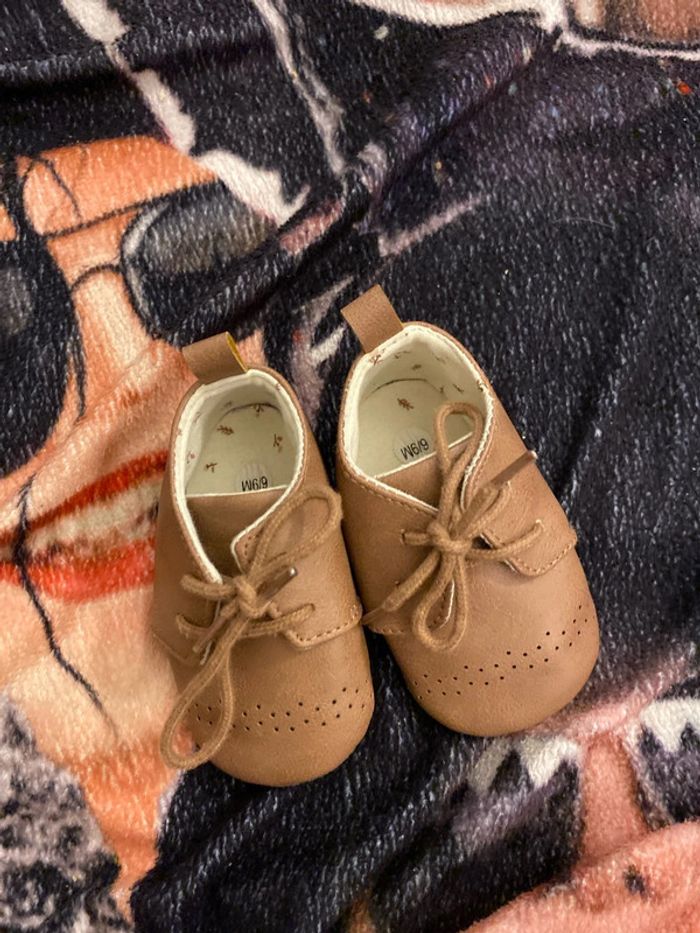 Chaussure taille 6/9m - photo numéro 2
