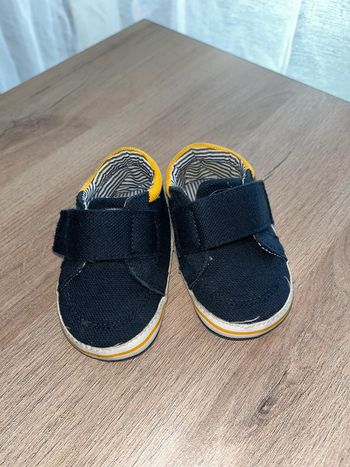 Chaussures bébé 6/12 mois