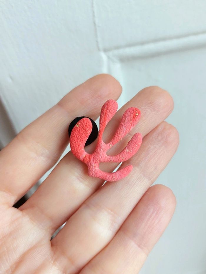 Pins Corail