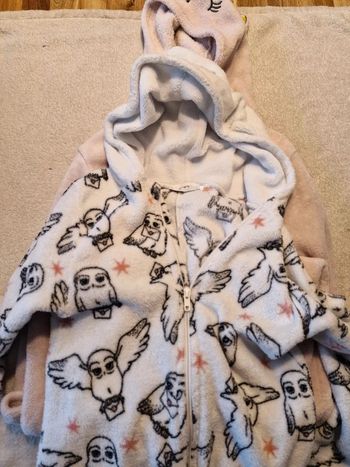 2 sur pyjama fille. 8ans
