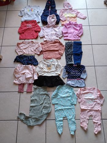 Lot vêtements fille 9 mois multimarques