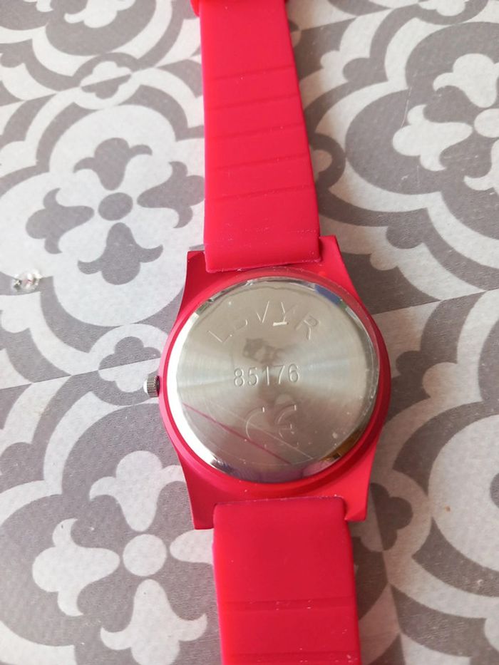 Montre femme Neuve - photo numéro 4