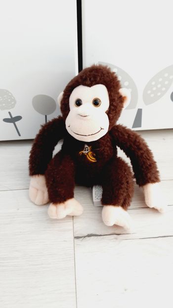 Jeu jouet enfant peluche singe 20 cm de haut Neuve