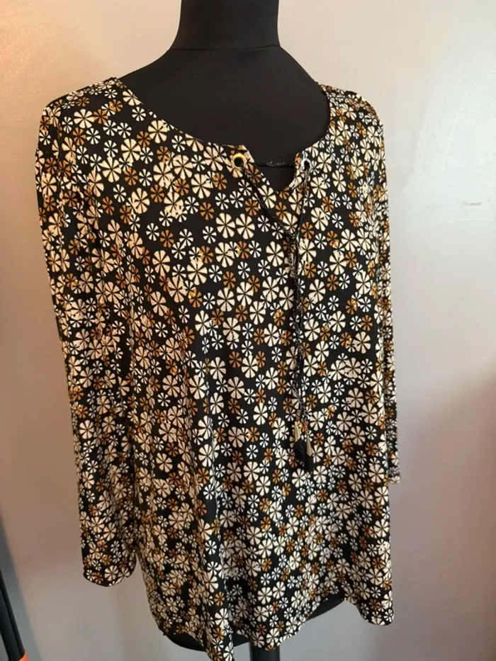 Superbe blouse Armand Thierry