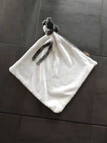 Plaid lapidou nattou  - doudou géant lapin