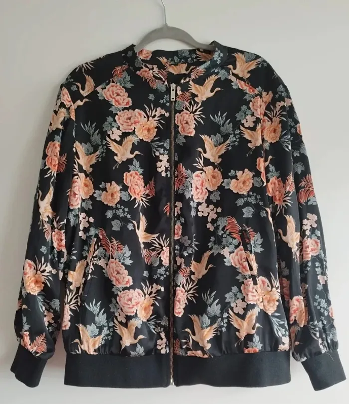 🌸 Bombers satiné New Look– Drop Asie 👹 - photo numéro 3