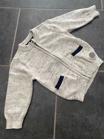 Gilet Orchestra Taille 6 M neuf, jamais porté, juste lavé